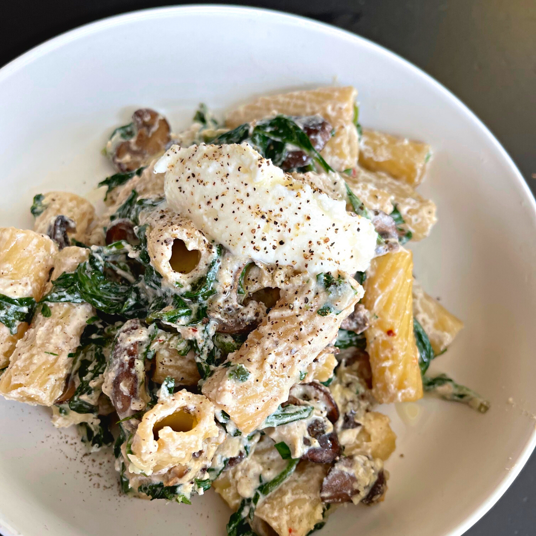 Meal Bundle - Baked Rigatoni with Spinach, Mushrooms, and Ricotta (VEG)