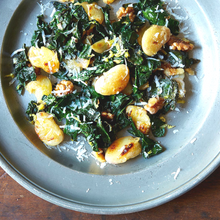 Load image into Gallery viewer, Braised Kale &amp; White Beans with Lemon &amp; Parmesan (GF) (Veg)

